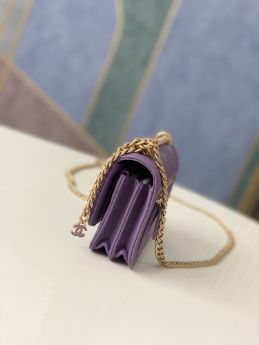 Handbag Chanel 81185 size  15 cm  