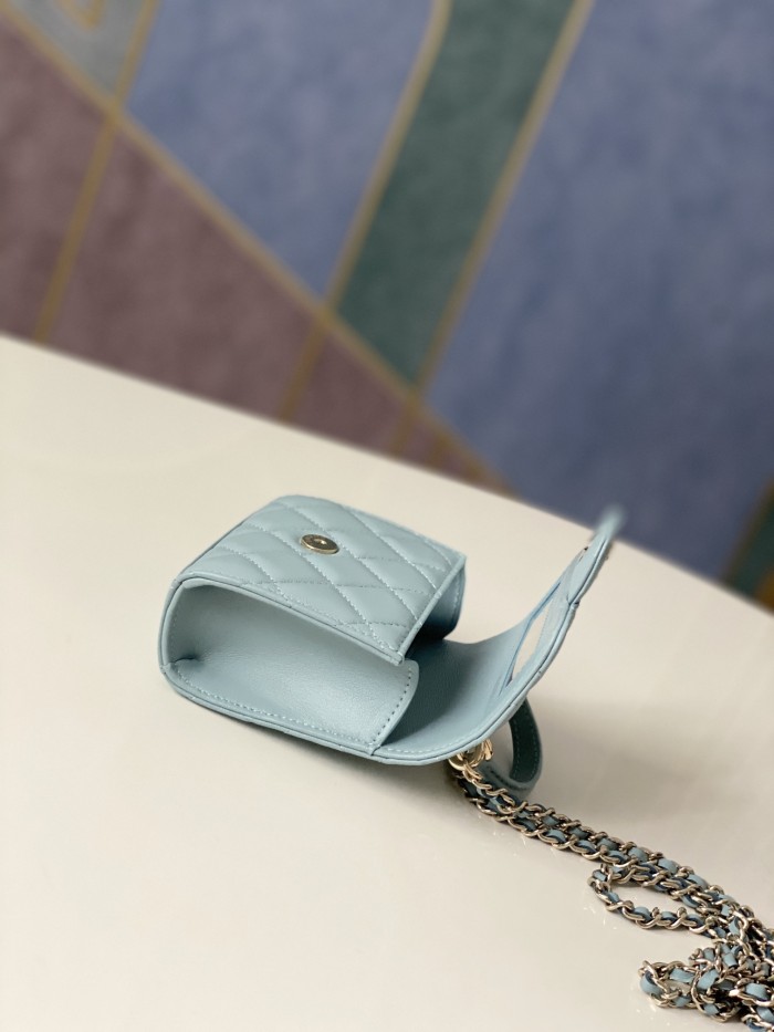 Handbag Chanel  81191 size  12 cm