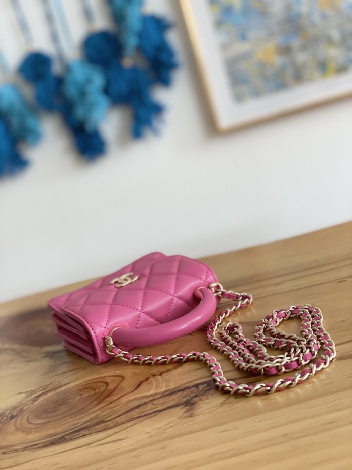 Handbag  Chanel  81209   size  12.5 cm