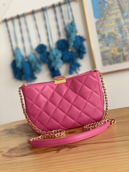  Handbag  Chanel 3476  size  17*23*7* cm