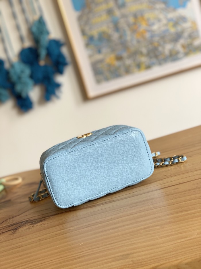 Handbag  Chanel  81195  size  16  9.5  8  cm