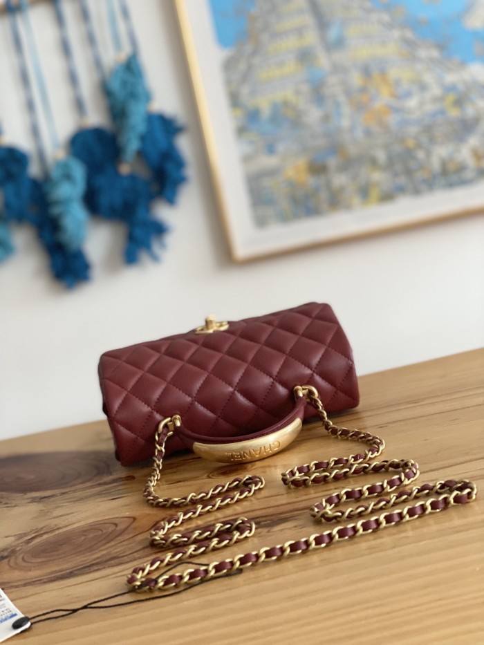  Handbag  Chanel  AS2431  size  20X14X7 CM