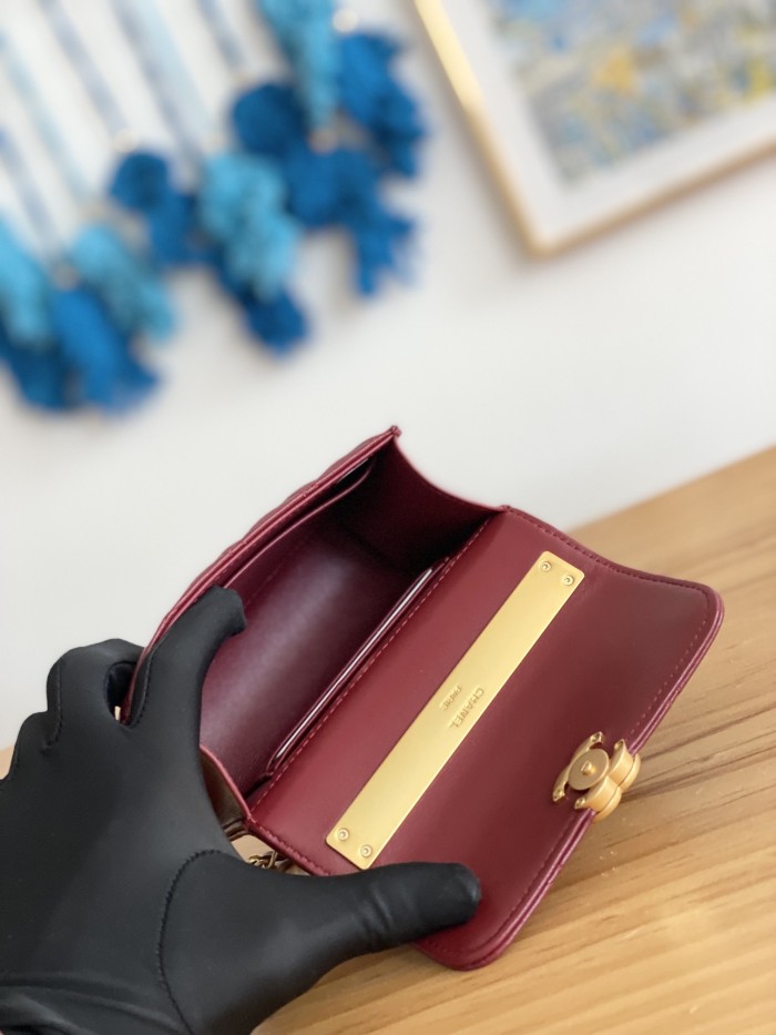 Handbag  Chanel  AP81213  size  11.5*14.5*5.5 cm