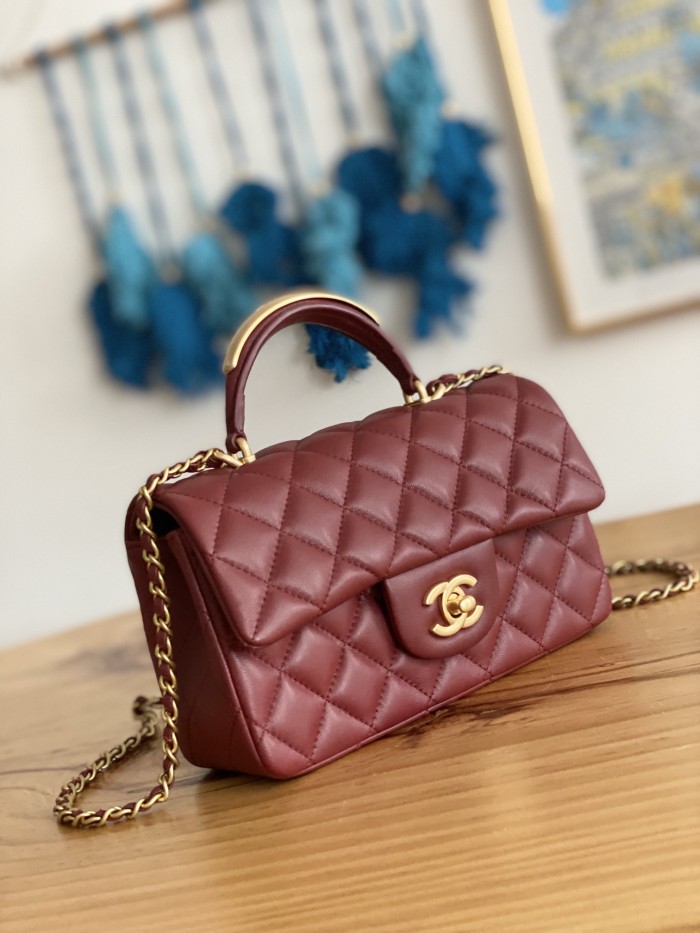  Handbag  Chanel  AS2431  size  20X14X7 CM