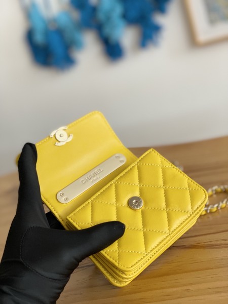 Handbag  Chanel  81209  size  12.5 cm