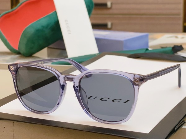 Sunglasses Gucci GG0154S size:53 19-150