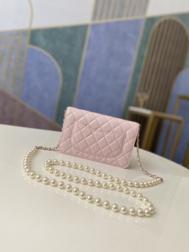 Handbag Chanel  81180  size  19 cm