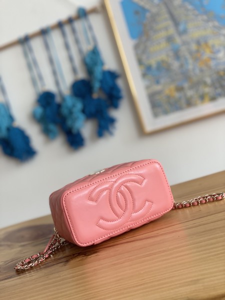 Handbag  Chanel  81208  size  9.5 17 8 cm