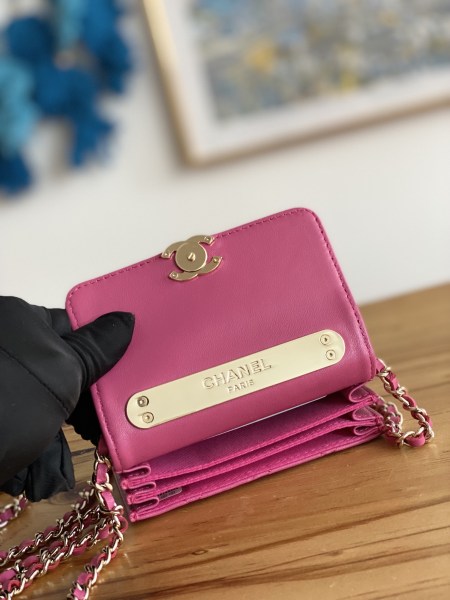 Handbag  Chanel  81209   size  12.5 cm