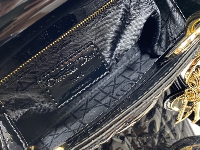 Handbag  Dior size  17 cm