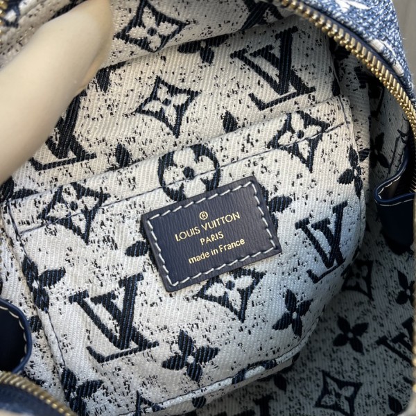 Handbag  Louis Vuitton  M59611  size  16.0x16.0x16.0 cm