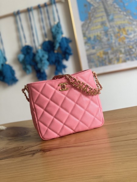 Handbag   Chanel  AS3223  size 16*19*8  cm