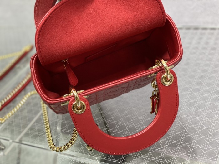  Handbag  Dior  size 17 cm 