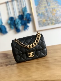 Handbag   Chanel  As3109  size  19*14*6 cm