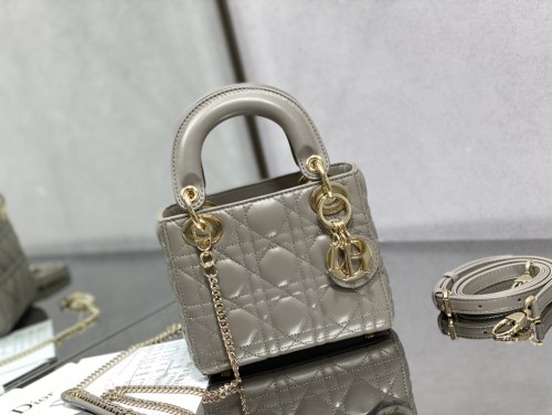 Handbag  Dior  size  17 cm