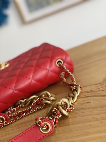 Handbag   Chanel   As3110  size  25*16*6.5 cm