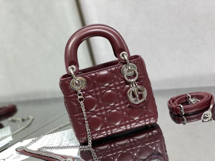 Handbag  Dior  size  17 cm