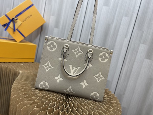 Louis Vuitton OnTheGo MM M45494 size 35*14*27 cm