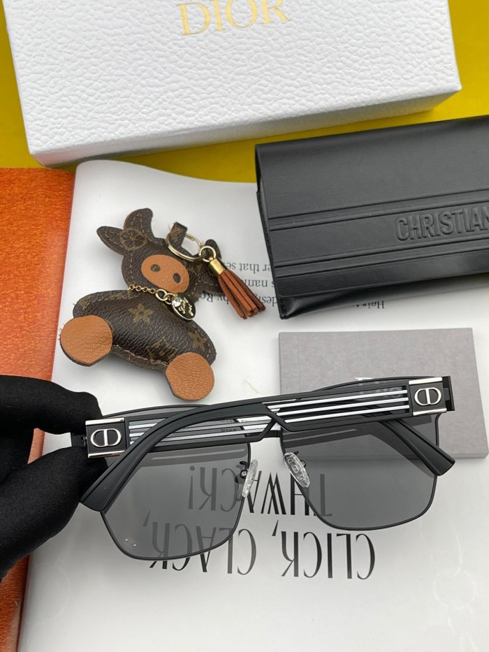 sunglasses Dior CD7190
