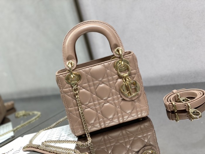 Handbag  Dior size 17 cm