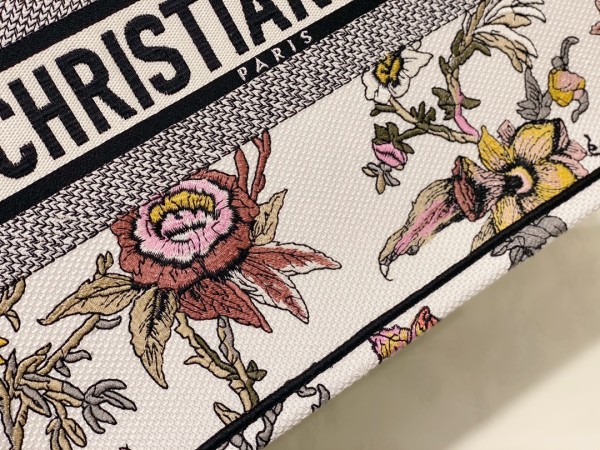 Handbag  Dior  8001  size 36 cm