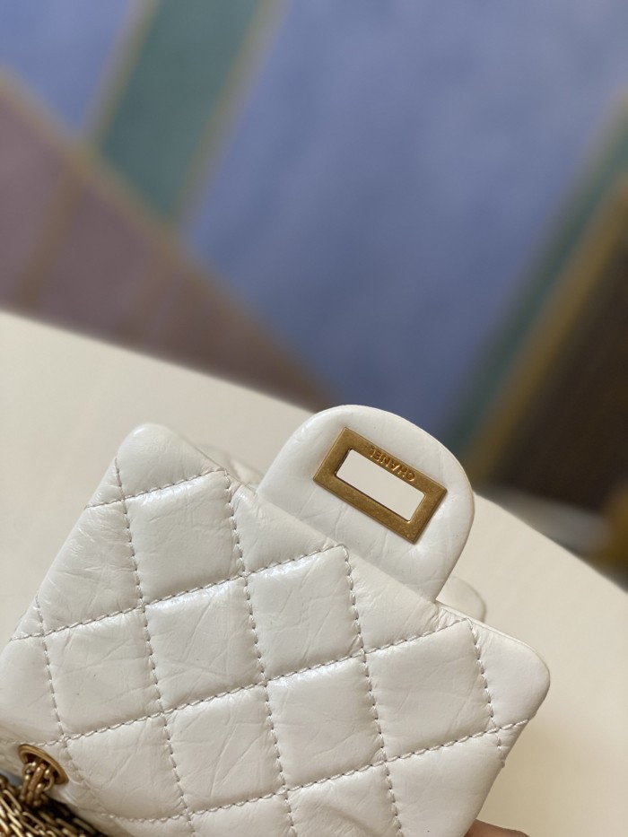 Handbag   Chanel  AS1326  size  17 13.5 5.5 cm