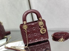 Handbag  Dior  size  17 cm