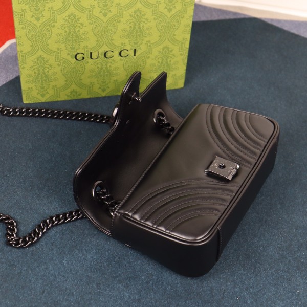 Handbag   Gucci  446744  size 23X14X6 cm