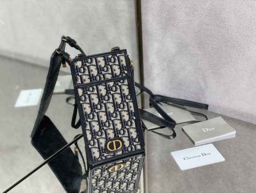 Handbag  Dior  size  11*20 cm