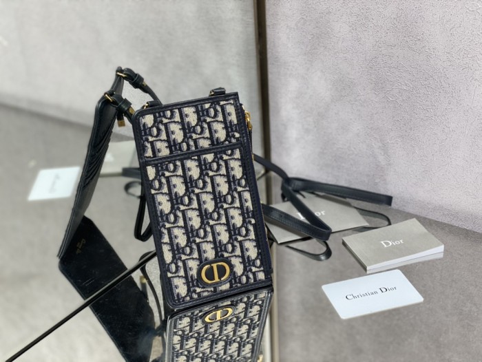 Handbag  Dior  size  11*20 cm