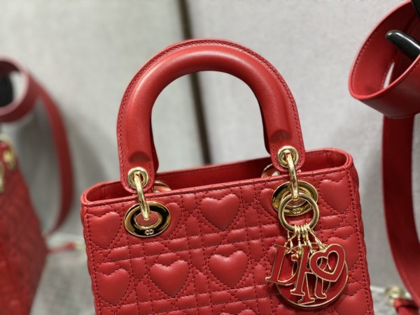  Handbag  Dior  size  20 cm