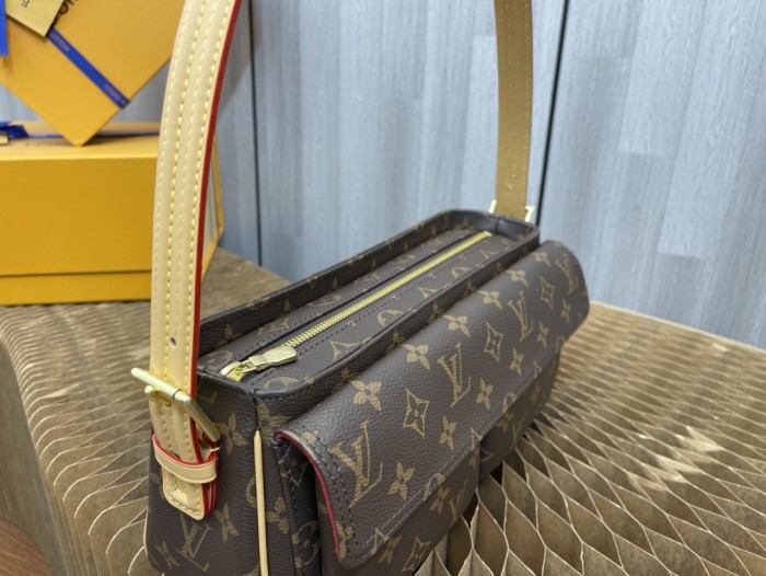  Handbag   Louis Vuitton M51164  size  30x11x13 cm   
