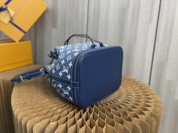  Handbag   Louis Vuitton M59606  size  25.0 x 28.5 x 20.0  cm