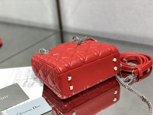 Handbag  Dior  size  17 cm