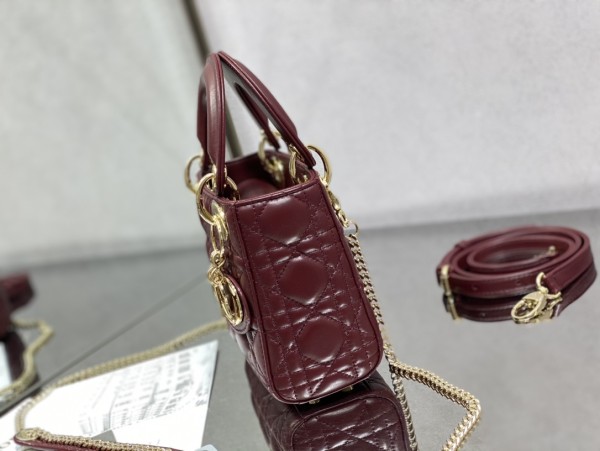 Handbag  Dior  size  17 cm