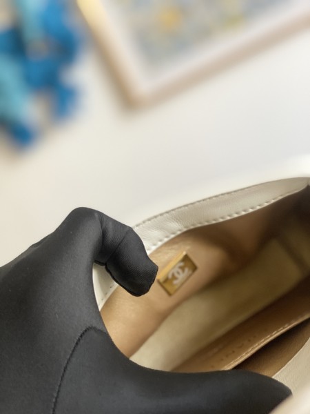 Handbag   Chanel   As3109  size  19*14*6 cm