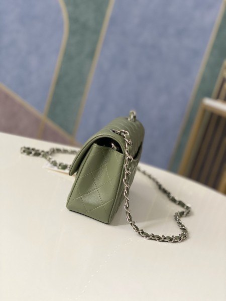 Handbag   Chanel  116  size  20 cm