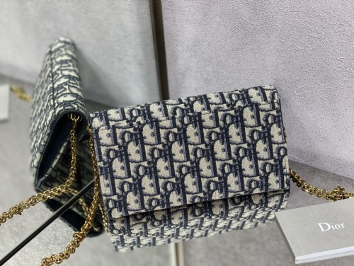 Handbag  Dior size 19 cm