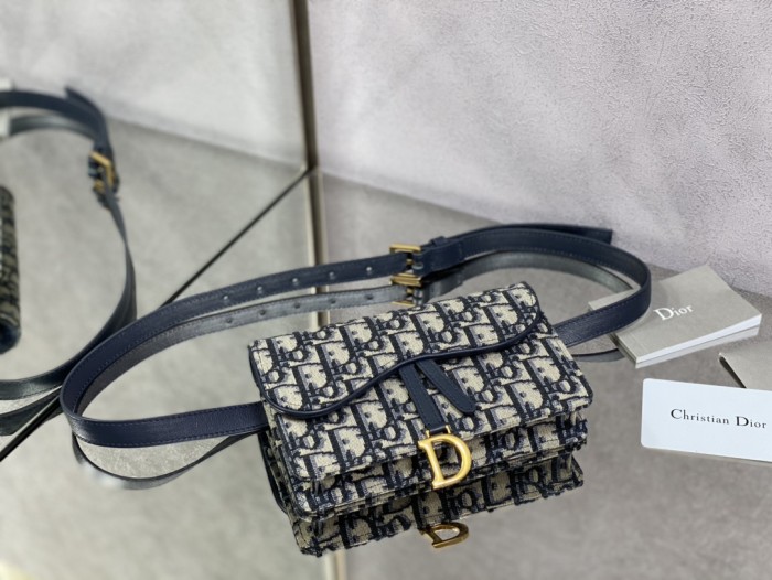 Handbag  Dior  size 17 cm