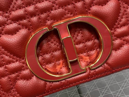 Handbag  Dior  size  20*12*7 cm