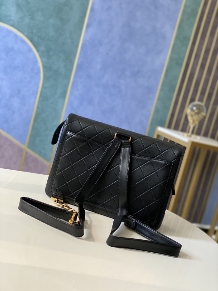 Handbag   Chanel  A88 size  30.21.8 cm