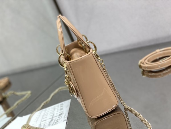 Handbag  Dior  size 17 cm