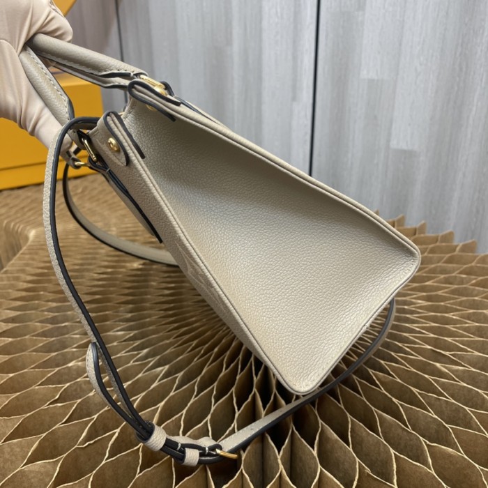   Handbag  Louis Vuitton M45659 size  25.0 x 11.0 x 19.0  cm