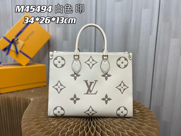 Handbag  Louis Vuitton  M45494  size 34x26x13 cm