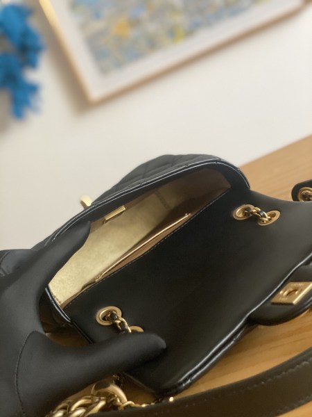 Handbag   Chanel  As3109  size  19*14*6 cm