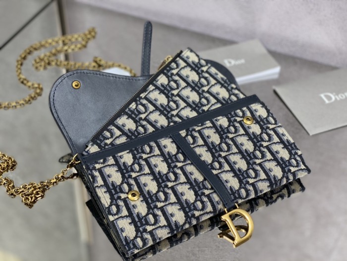 Handbag  Dior size 19 cm