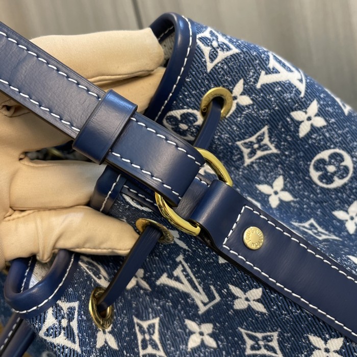  Handbag   Louis Vuitton M59606  size  25.0 x 28.5 x 20.0  cm