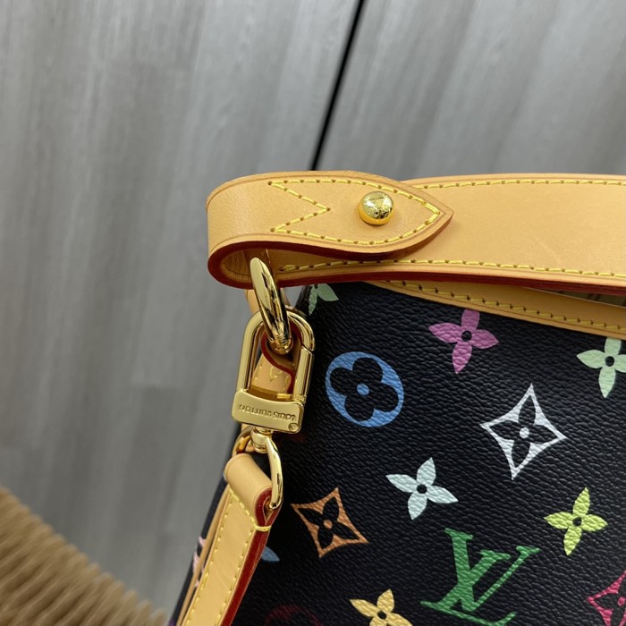 Handbag   Louis Vuitton  M40353   size 52-30-20 cm