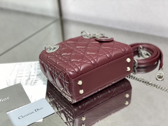 Handbag  Dior  size  17 cm