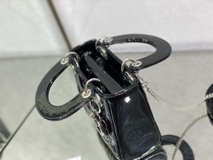 Handbag  Dior  size 17 cm